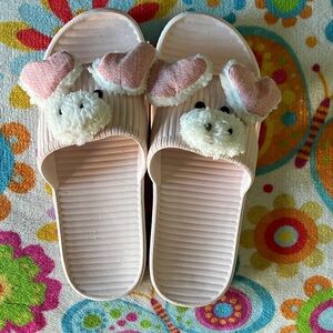 Women’s Pig 🐷 Pink Heart Slipper shoes indoor or outdoor shoes